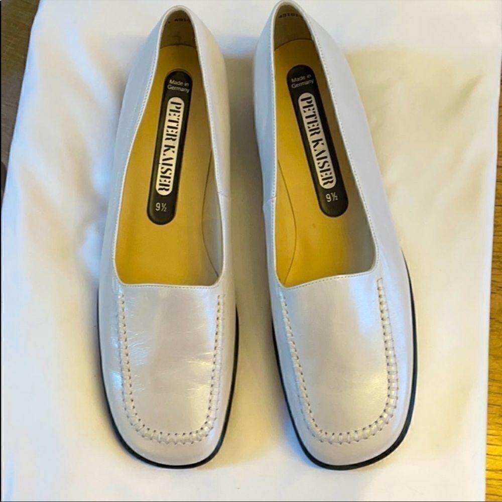 PETER KAISER LEATHER SMALL WEDGE LOAFERS. …